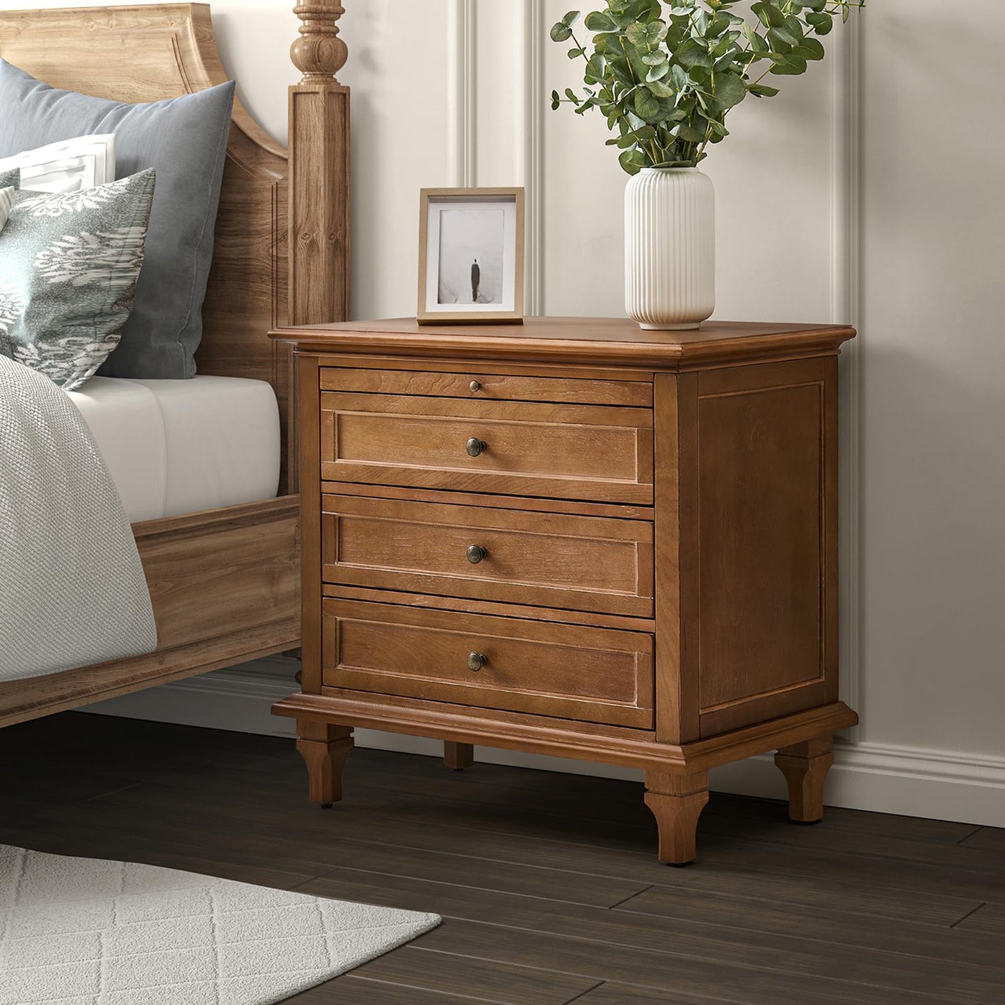 HULALA HOME Farmhouse 3 Drawer Nightstand with Tray, Drawer Organizer with Solid Wood Legs, Nightstand with Charging Station,Acorn