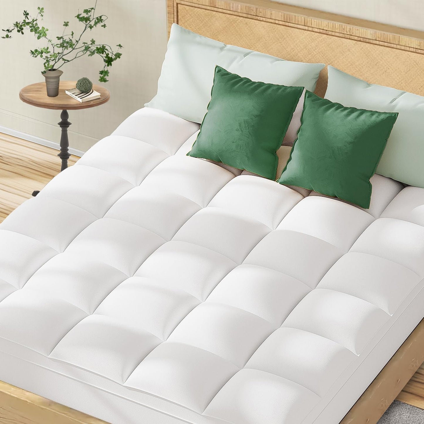 Topllen Queen Mattress Topper for Back Pain Relief, Extra Thick Pillow Top Plush Mattress Pad with Deep Pocket, Soft Pillowtop Queen Size Bed Toppers Filled Fluffy Down Alternative, White