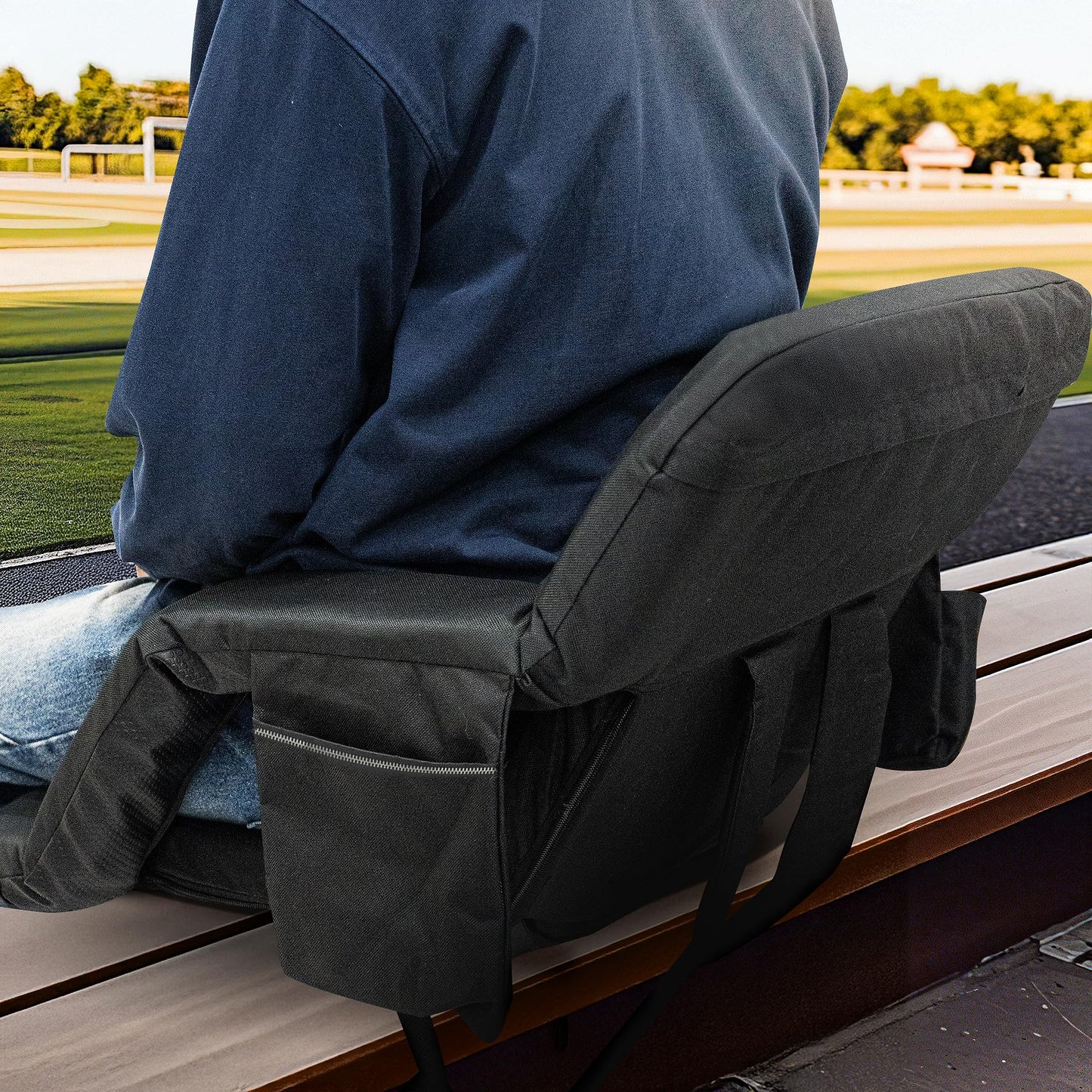 Stadium Seats with Back Support, Wide Bleacher Chairs with Back and Cushion, Armrests, 4 Pockets, Portable Reclining Bleacher Seats for Sport Events, Beaches, Camping, Concerts